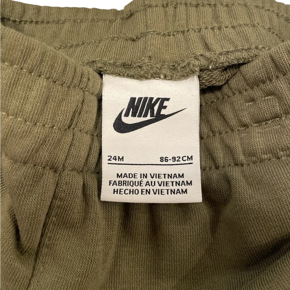 Nike 2-Piece Tee and Short Set 24 Months Olive Green White and Black